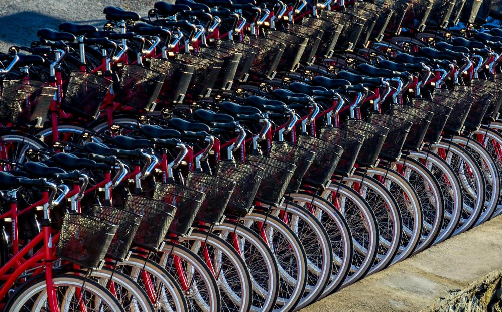 city cycling